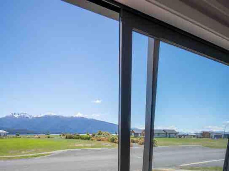 Great Views From New 2 Bedroom Apartment 蒂阿瑙湖 外观 照片